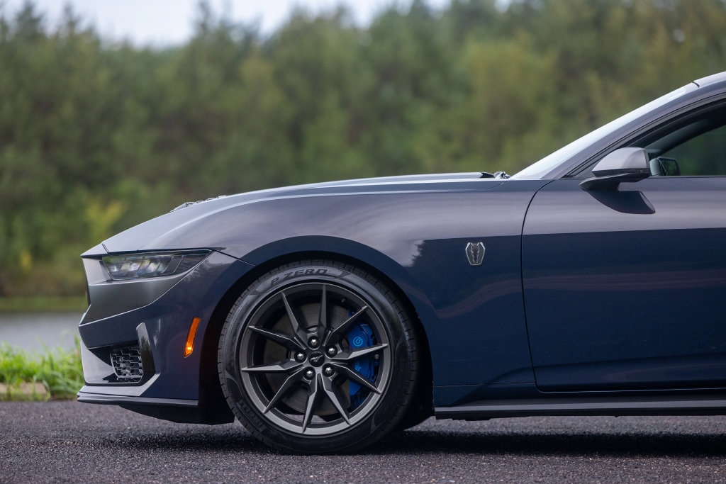 Used 2024 Ford Mustang Dark Horse RWD image 15