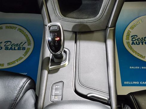 Used 2018 Cadillac XT5 Luxury w/ Driver Awareness Package image 17