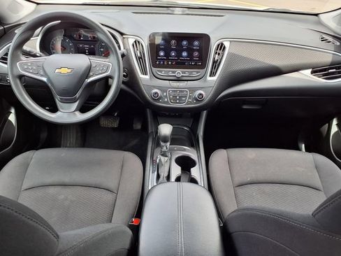 Used 2023 Chevrolet Malibu LT FWD image 10