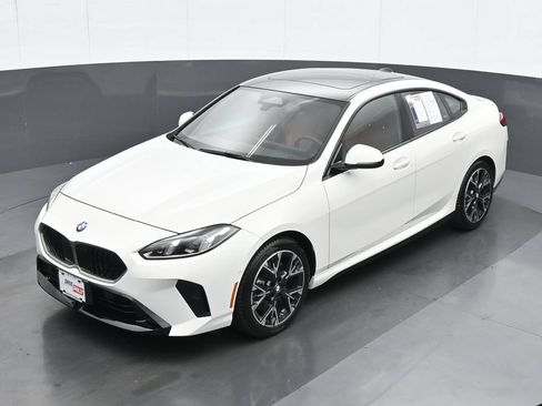 Used 2025 BMW 228i xDrive AWD/4WD image 17