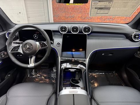 New 2026 Mercedes-Benz GLC 300 GLC 300 image 12