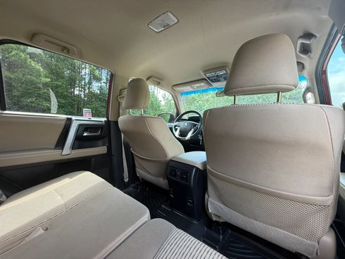 Used 2016 Toyota 4Runner SR5 AWD/4WD image 24