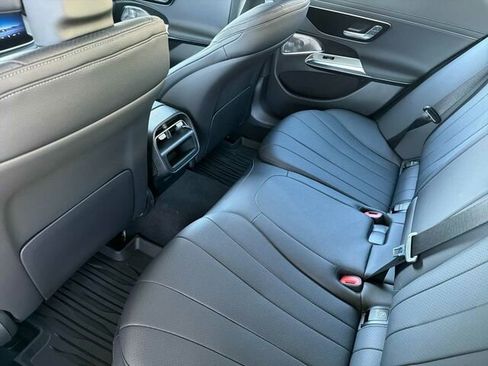 Used 2025 Mercedes-Benz E 350 Sedan image 15