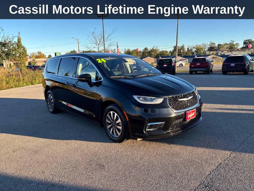 Used 2024 Chrysler Pacifica Limited FWD image 9