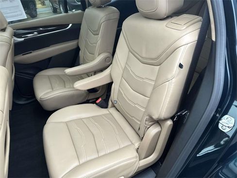 Used 2024 Cadillac XT6 Sport w/ Platinum Package image 33