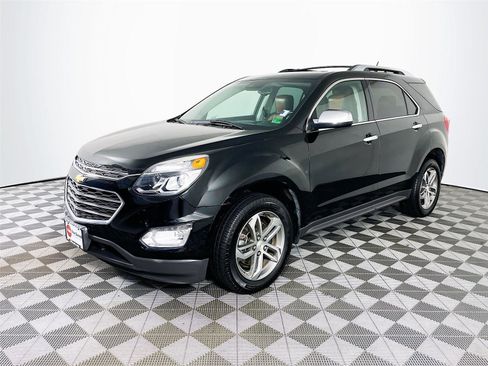 Used 2017 Chevrolet Equinox Premier w/ Enhanced Convenience Package image 3