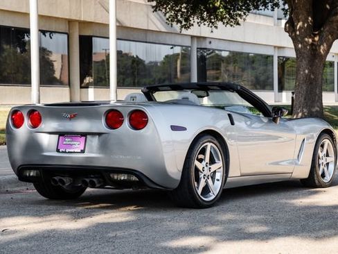 Used 2006 Chevrolet Corvette Convertible w/ Preferred Equipment Group image 5
