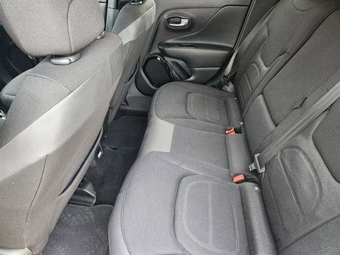 Used 2017 Jeep Renegade Altitude image 20