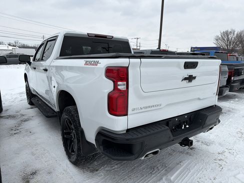 Used 2024 Chevrolet Silverado 1500 LT Trail Boss w/ LT Trail Boss Premium Package image 5