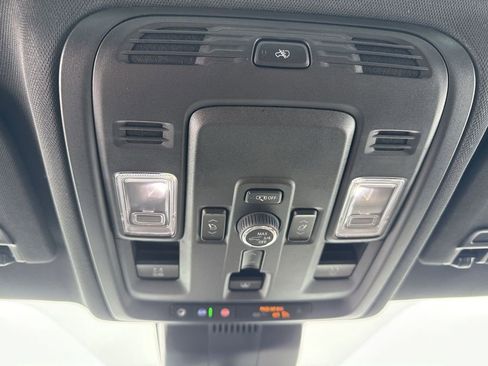 Certified 2025 Chevrolet Tahoe High Country image 21