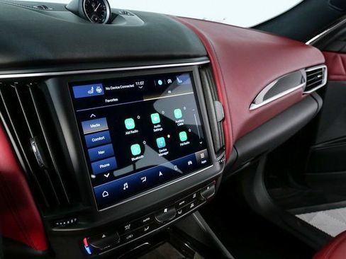 Certified 2022 Maserati Levante GT image 13