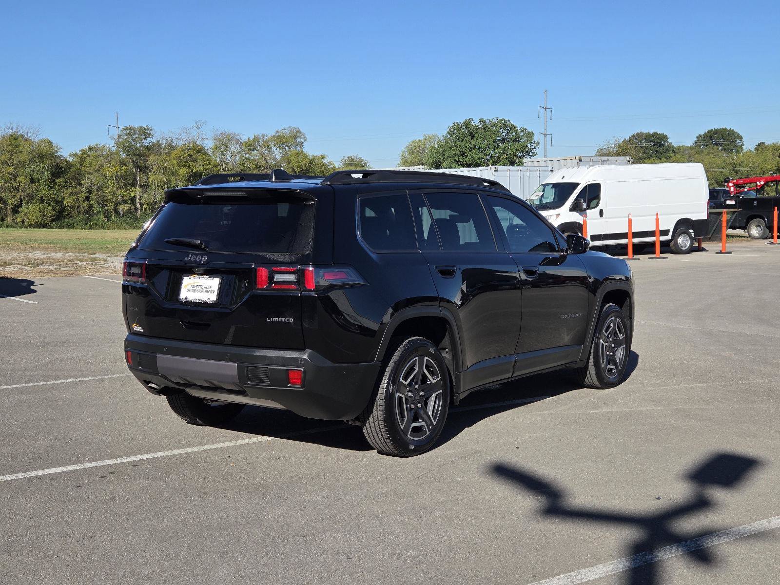 Used 2026 Jeep Cherokee Limited AWD/4WD image 3