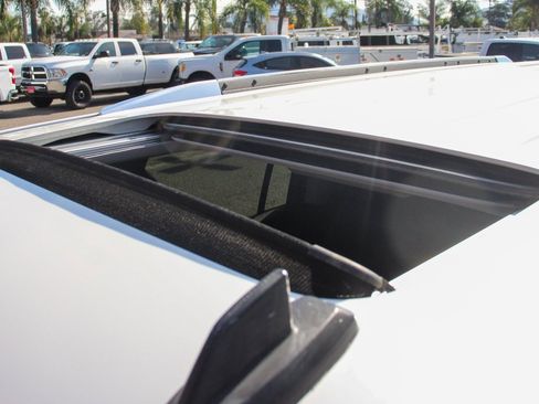 Used 2020 Cadillac Escalade ESV Luxury image 30