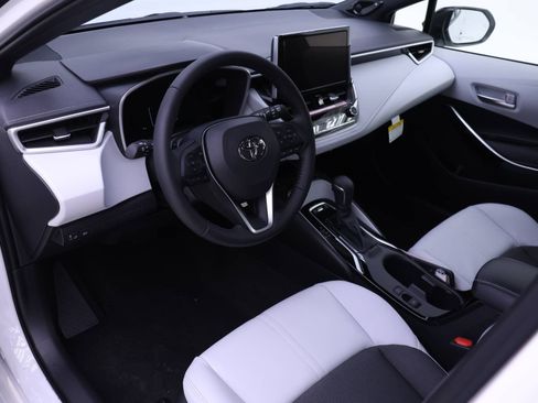 New 2026 Toyota Corolla XSE image 3