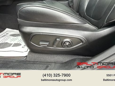 Used 2022 Jeep Grand Cherokee L Limited AWD/4WD image 35