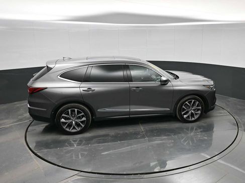 Used 2024 Acura MDX SH-AWD w/ Technology Package image 29