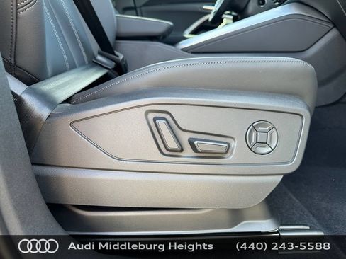 Used 2026 Audi Q5 Premium AWD/4WD image 21