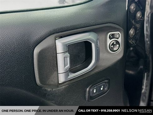 Used 2020 Jeep Gladiator Sport w/ Quick Order Package 24S image 17