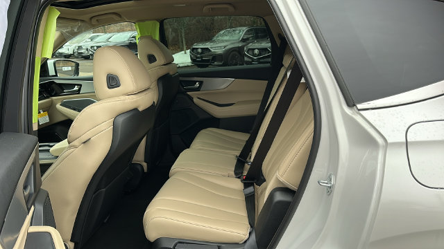 Used 2026 Acura MDX SH-AWD image 23