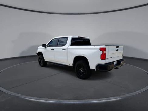 Used 2021 Chevrolet Silverado 1500 LT Trail Boss w/ LT Trail Boss Premium Package AWD/4WD image 6