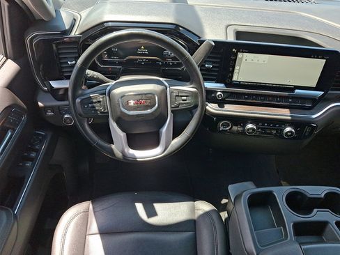 Used 2024 GMC Sierra 1500 SLT AWD/4WD image 21