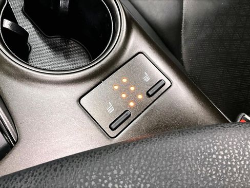 Used 2022 Toyota Camry XSE w/ Navigation Upgrade Package image 36