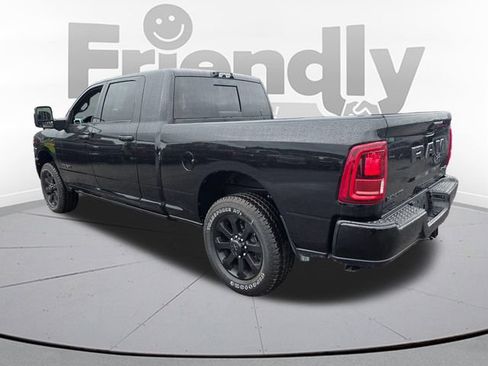 Used 2025 RAM 2500 Laramie AWD/4WD image 7
