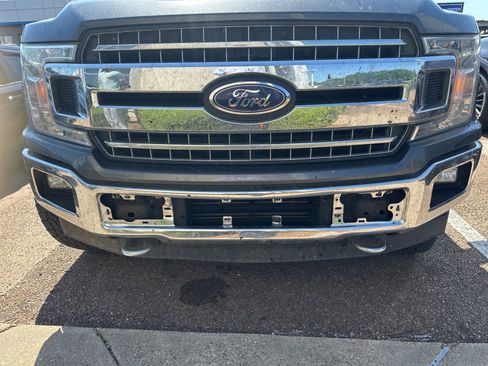 Used 2019 Ford F150 XLT w/ Equipment Group 302A Luxury AWD/4WD image 3