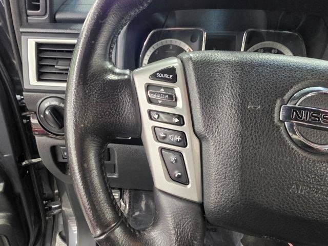 Used 2019 Nissan Titan SV w/ SV Convenience Package AWD/4WD image 12