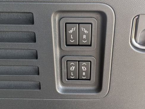 New 2026 Buick Enclave Sport Touring w/ Power Package image 35