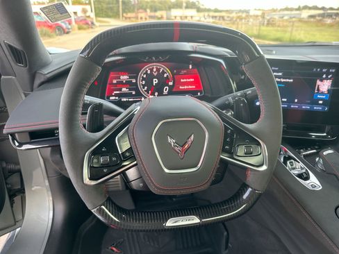 Used 2024 Chevrolet Corvette Z06 image 14