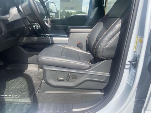 New 2025 Ford F350 Lariat w/ Lariat Ultimate Package image 11
