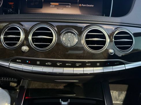 Used 2014 Mercedes-Benz S 550 Sedan image 21