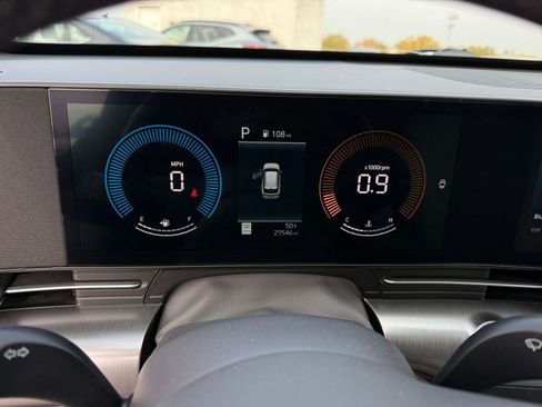 Used 2025 Hyundai Kona SEL image 39