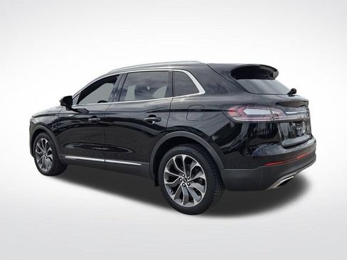 Used 2022 Lincoln Nautilus Reserve FWD image 7