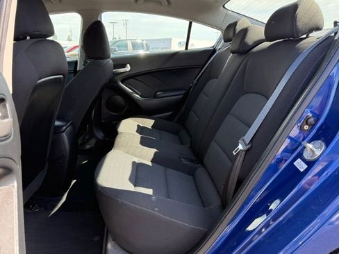 Used 2017 Kia Forte LX FWD image 10