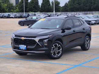 Used 2024 Chevrolet Trax LT FWD video 2