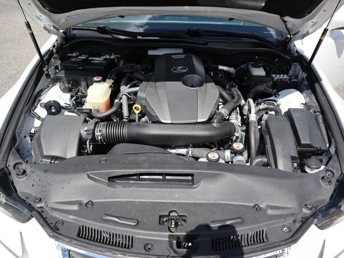 Used 2017 Lexus IS 200t RWD image 41