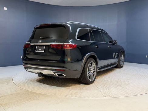 Used 2023 Mercedes-Benz GLS 450 4MATIC image 9