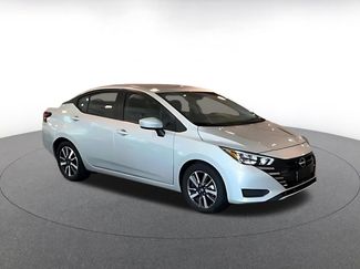 Used 2025 Nissan Versa SV FWD video 2