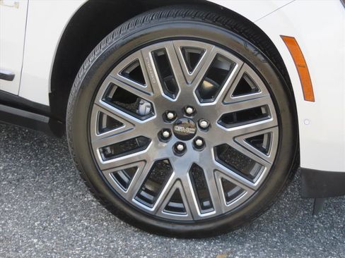 Used 2025 GMC Yukon Denali Ultimate image 7