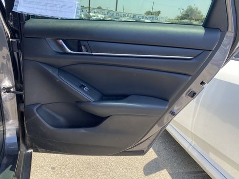 Used 2021 Honda Accord LX image 22