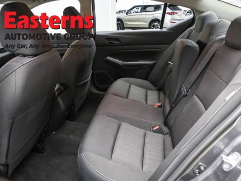 Used 2024 Nissan Altima 2.5 SV FWD image 21