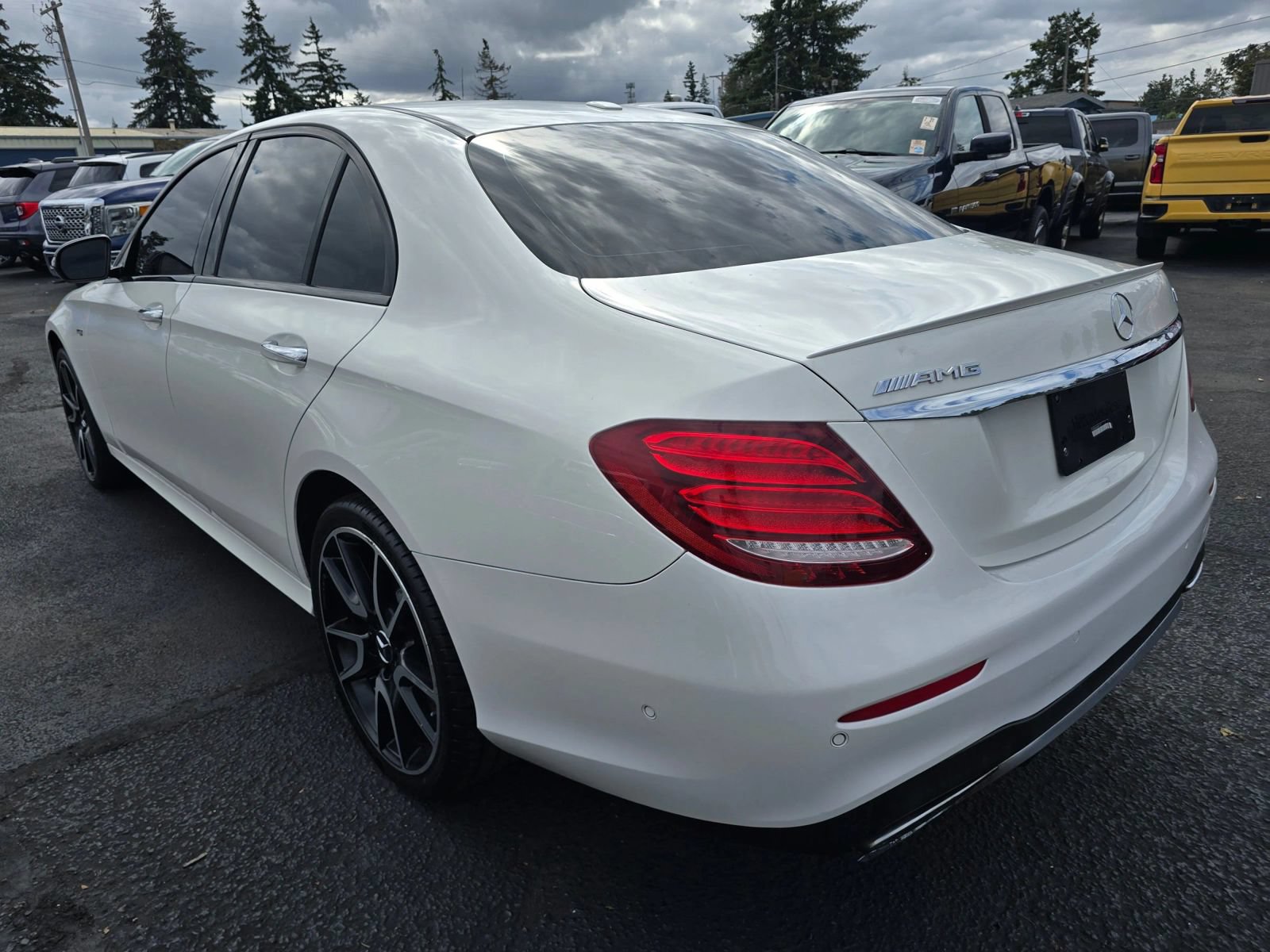 Used 2018 Mercedes-Benz E 43 AMG 4MATIC Sedan image 3