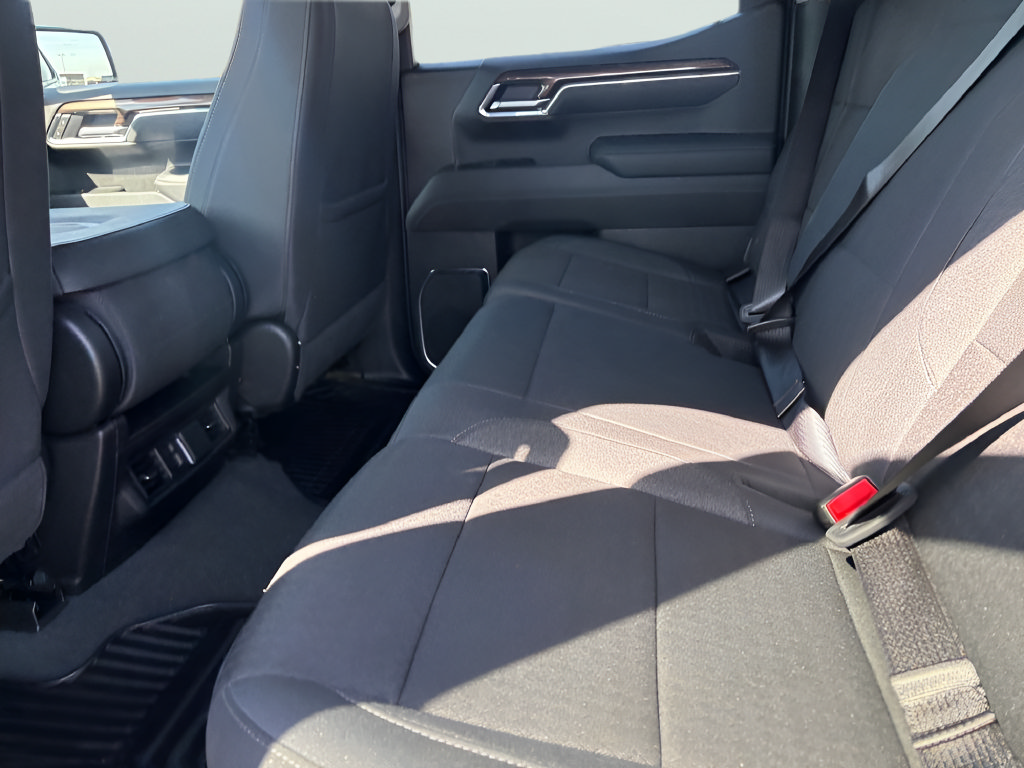 Used 2025 Chevrolet Silverado 1500 RST RWD image 32