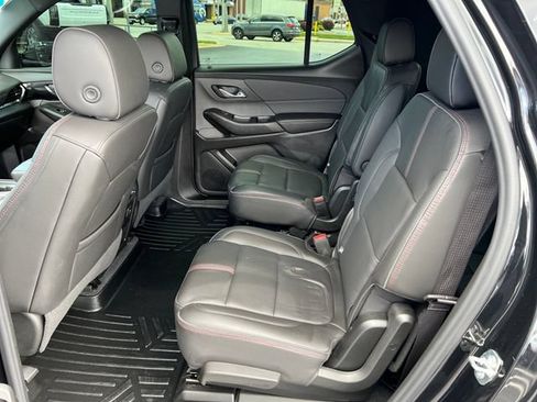 Certified 2023 Chevrolet Traverse RS FWD image 25