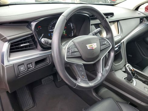 Used 2019 Cadillac XT5 Luxury image 10