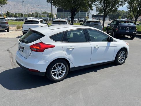 Used 2018 Ford Focus SE FWD image 7