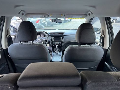 Used 2018 Nissan Rogue S AWD/4WD image 16