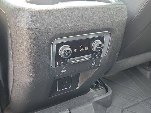 Used 2024 Chevrolet Tahoe LT w/ LT Signature Package AWD/4WD image 12